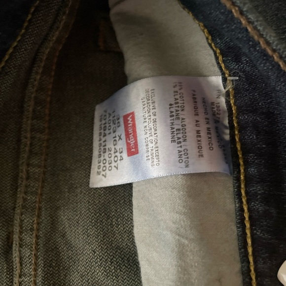 Men’s Wrangler Relaxed Boot Cut 36x34 NWOT - Picture 2 of 3